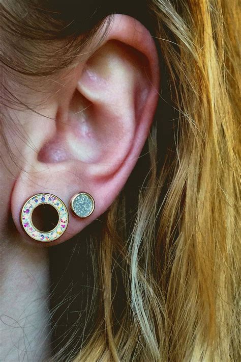 Gauges that Look Like Earrings: A Sophisticated Blend of Expression and Style