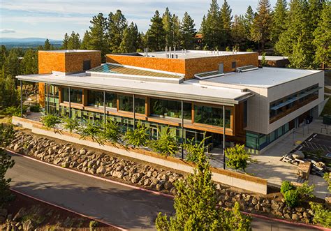 Colleges in Bend: Embracing Higher Education in the Heart of Central Oregon