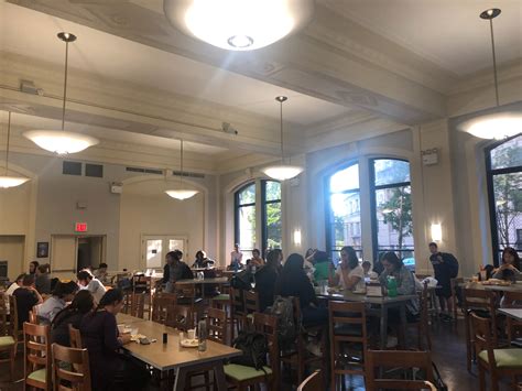 Hewitt Dining Hall: A Culinary Oasis in the Heart of Cornell