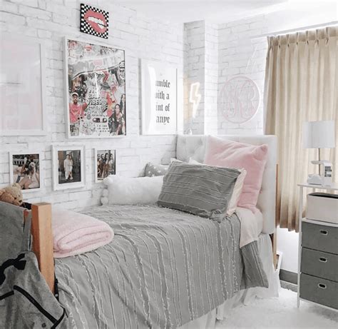 Dorm Bed Headboards: The Ultimate Guide to Style, Comfort, and Functionality
