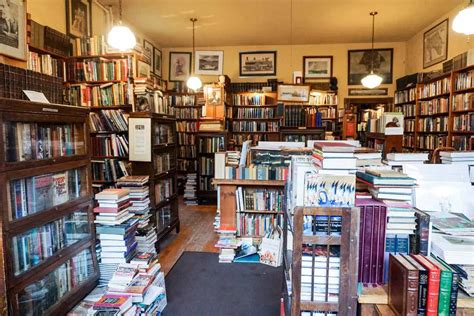 Used Bookstores in Ann Arbor: A Haven for Bookworms and Treasure Hunters