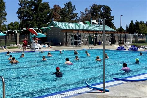 Phillip West Aquatic Center: An Oasis in the City