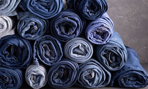How to Restore the Color of Jeans with Lasting Results