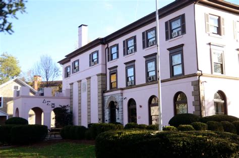 PSU Frat Houses: The Ultimate Guide to Greek Life at Penn State University