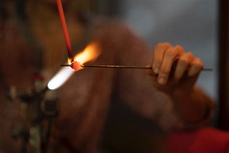 Patrick Hunsberger: The Visionary Flame Artist The Evolution of Flameworking The Impact of Patrick Hunsberger’s Art Applications of Flameworking Beyond Art Patrick Hunsberger’s Legacy and Influence Embracing the Future of Flameworking Call to Action: Discover the Transformative Power of Fire