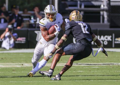 Georgia vs UCF: A Historic Matchup in College Football GeorgiaVsUCF is trending on Twitter and Instagram.