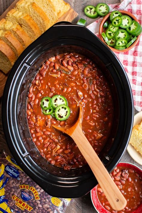 Barbeque Baked Beans Slow Cooker: A Smoky, Sweet, and Savory Sensation