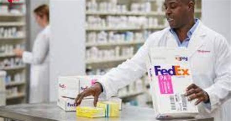 Can My Mom Mail My Prescription to Me FedEx? Understanding the Legal Framework How FedEx Handles Prescription Medications