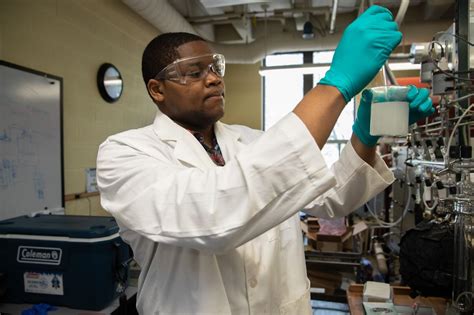 NJIT Chemical Engineering: A Pathway to Innovation and Industry Leadership