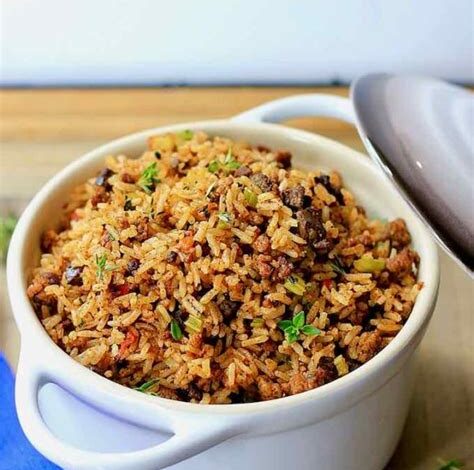 Southern Savory Rice: A Culinary Journey Through Flavor and Tradition