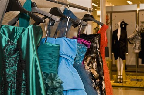 Best Prom Dress Stores in New Jersey: A Comprehensive Guide Top Prom Dress Stores in New Jersey Tips for Finding the Perfect Prom Dress** Considerations When Choosing a Prom Dress Store Conclusion