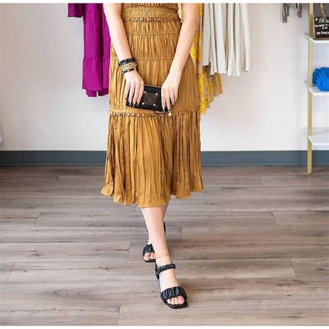 Dress Forum Pleated Dress: An Outfit for Every Occasion