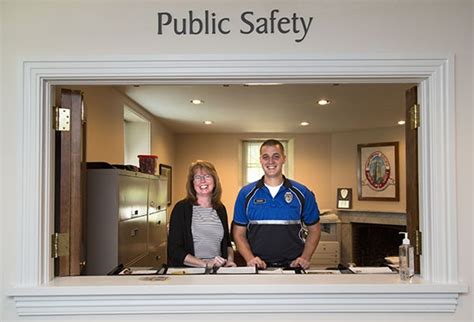 Swarthmore College Public Safety Shuttle Driver: A Behind-the-Scenes Look at a Vital Campus Service Frequently Asked Questions