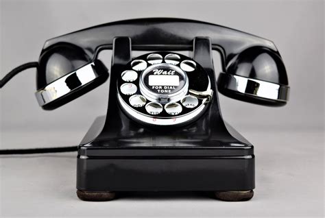 Western Electric Rotary Phone: A Classic of Telecommunications