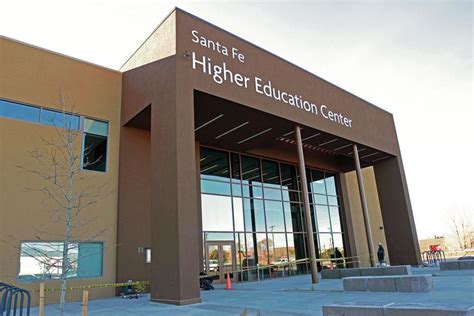 Colleges in Santa Fe: A Comprehensive Guide to Higher Education in the City of Enchantment Public Colleges in Santa Fe Private Colleges in Santa Fe Why Santa Fe for College? Benefits of Attending College in Santa Fe Frequently Asked Questions (FAQs) Conclusion
