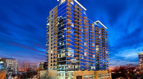 77 12th Midtown Apartments: Manhattan’s Urban Oasis