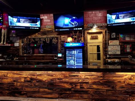 Harry’s Bar: A Tuscaloosa Tradition Since 1961 Harry’s Bar: A Recipe for Success Harry’s Bar: Pros and Cons Conclusion Additional Information