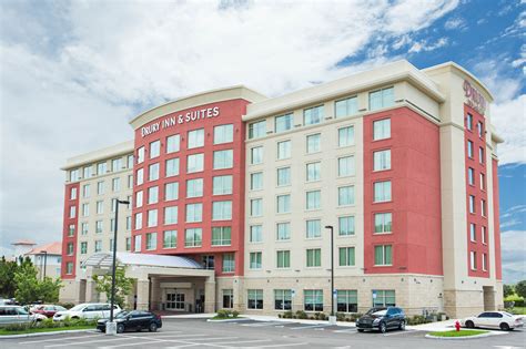 Drury Inn & Suites: Your Oasis of Comfort and Convenience