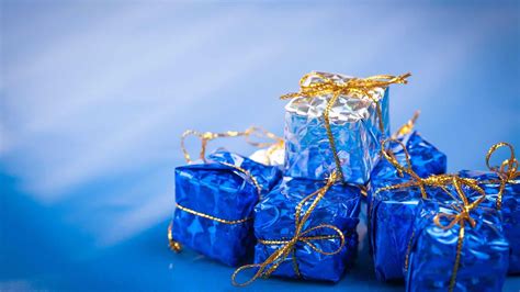 Good Gift for Bar Mitzvah: A Guide to Giving Meaningful and Memorable Presents