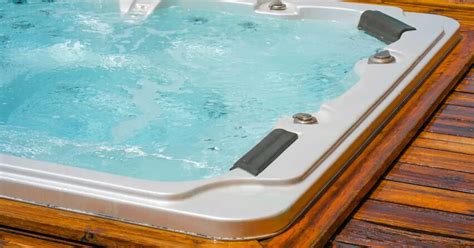 Whirlpool Tub Jacuzzis: A Comprehensive Guide to Relaxation and Luxury