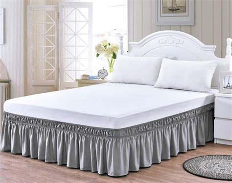 How to Put on a Bedskirt Like a Pro: A Step-by-Step Guide