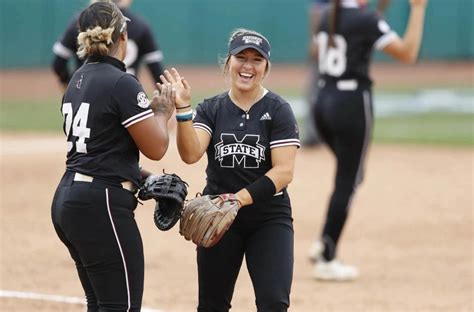 Colleges with the Best Softball Teams: A Comprehensive Guide to Elite Programs