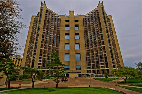 Watterson Towers Illinois State University: An Iconic Symbol of Campus Life Pros and Cons of Living in Watterson Towers Conclusion