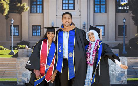 Colleges for Accounting: Top Picks and Cutting-Edge Career Options