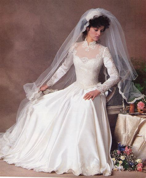 Old Fashioned Wedding Gowns: A Timeless Tradition