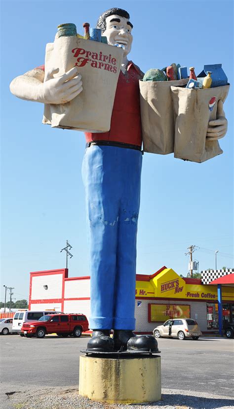 Big John’s: A Culinary Oasis in Eldorado, Illinois