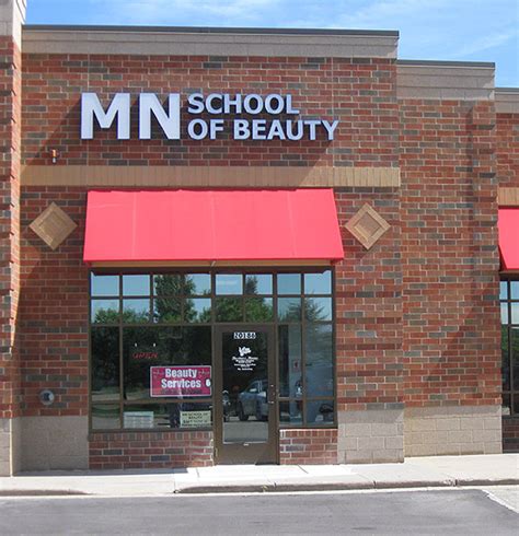 Embark on Your Beauty Odyssey with Minnesota’s Esteemed Cosmetology Schools