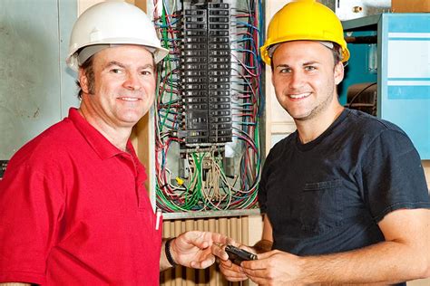 What Are Good Colleges to Be an Electrician?