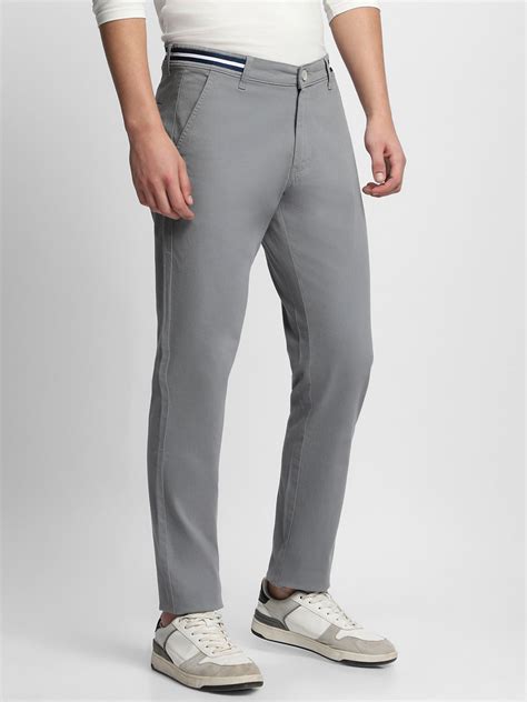 Wrinkle-Free Chinos: The Ultimate Guide to a Polished Appearance