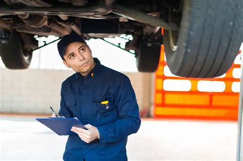 What Colleges Are Good for Transportation Inspectors?