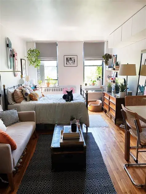 Maximizing Space in a 350 Square Feet Room: A Comprehensive Guide to Design and Decor