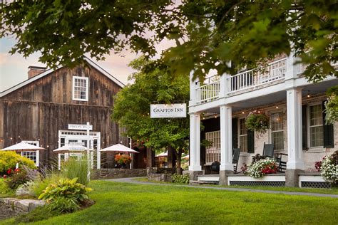 Dining Hours in Vermont: A Comprehensive Overview
