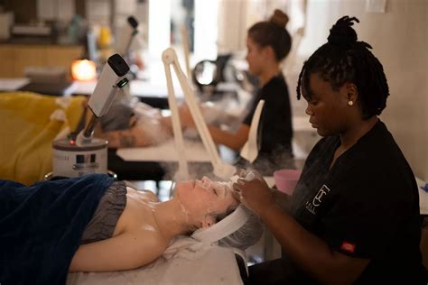 Bellus Academy – Chula Vista: Empowering Students for Success in the Beauty Industry