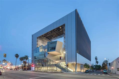 Emerson LA Campus: A Vibrant Hub for Creative and Communications