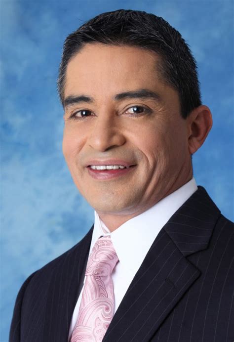Eddie Flores News Anchor: A Decade of Breaking News and In-Depth Reporting