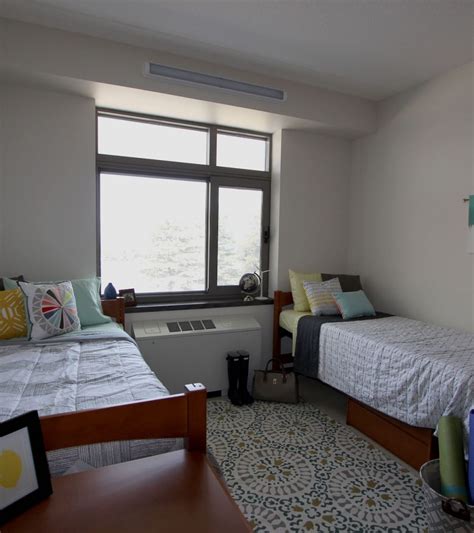 New Paltz Dorms: A Comprehensive Guide to On-Campus Living Traditional Residence Halls Apartment-Style Living Choosing the Right Dorm Room Assignments Dining Options Amenities Safety and Security Cost Conclusion Additional Resources