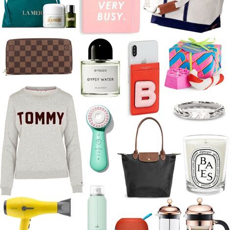 Christmas Gifts for College Girls: The Ultimate List