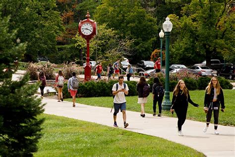 Indiana University Bloomington: Embark on an Enriching Transfer Journey
