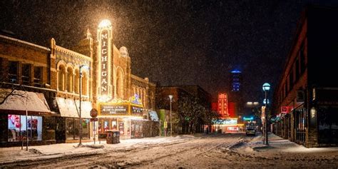 Ann Arbor Winters: A Season of Charm and Transformation Exploring Ann Arbor’s Winter Landscape Ann Arbor Winter Bucket List Tips and Tricks for Navigating Ann Arbor Winters A Season of Magic and Wonder