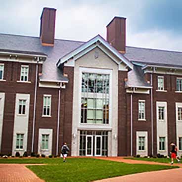Emory at Oxford: Uncover a World of Opportunities