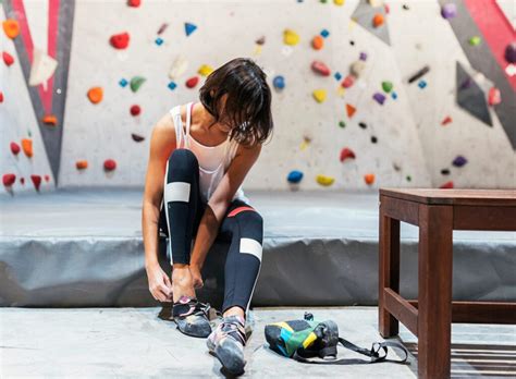 What to Wear to a Rock Climbing Gym: A Comprehensive Guide Frequently Asked Questions