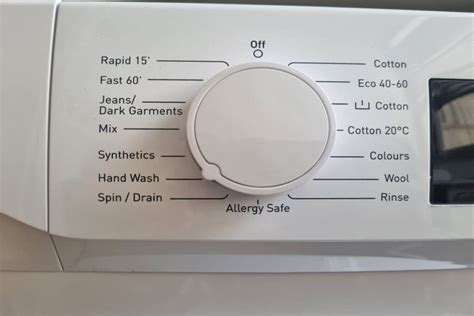 Washing Silk in a Washing Machine: A Comprehensive Guide for Preserving Delicate Fabrics
