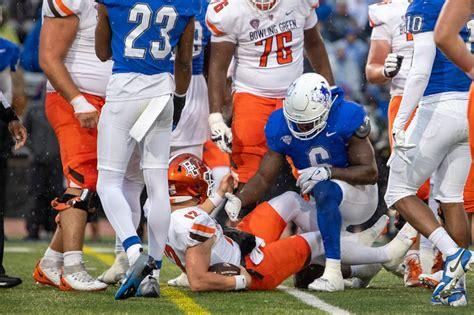Football Aces Embracing the Spectrum: Autism’s Impact on the Gridiron