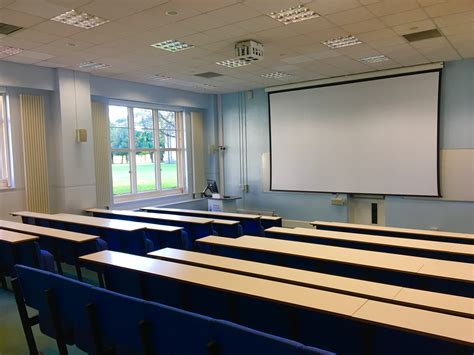 Lecture Hall University: From Brick-and-Mortar to Virtual Expanse