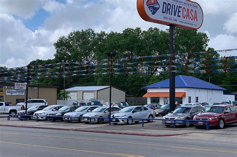 Drive Casa Harry Hines: Experience Luxurious Living in Dallas