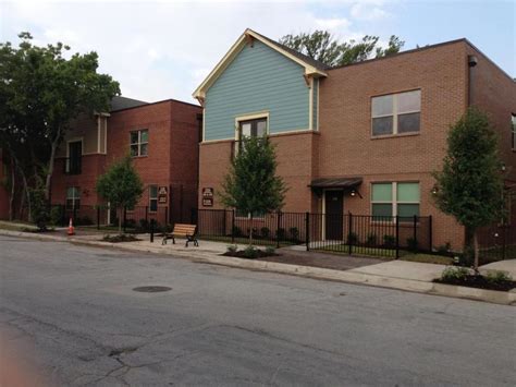 1201 Wesleyan St Fort Worth TX 76105